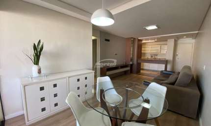 Apartamento com 2 quartos para alugar na Vila Nova, Blumenau , 78 m2 por R$ 3.300