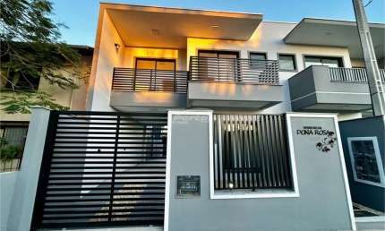 Casa em condomínio fechado com 3 quartos para alugar no Centro, Balneário Piçarras , 131 m2 por R$ 4.800