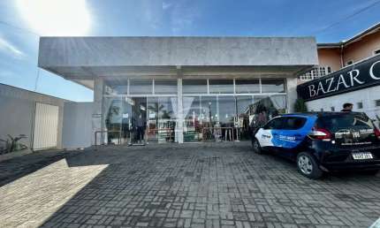 Sala comercial para alugar no Santo Antônio, Balneário Piçarras  por R$ 17.800