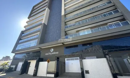 Apartamento com 3 quartos para alugar no Centro, Balneário Piçarras , 200 m2 por R$ 6.500