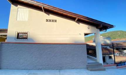 Casa com 2 quartos para alugar no Velha Central, Blumenau , 60 m2 por R$ 1.800