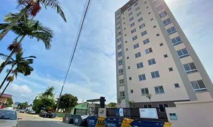 Apartamento com 2 quartos à venda no Centro, Balneário Piçarras , 67 m2 por R$ 650.000
