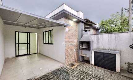 Casa com 2 quartos à venda no Itacolomi, Balneário Piçarras , 65 m2 por R$ 320.000