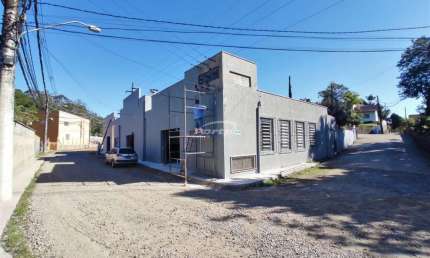 Barracão / Galpão / Depósito com 7 salas para alugar no Do Salto, Blumenau , 700 m2 por R$ 11.000