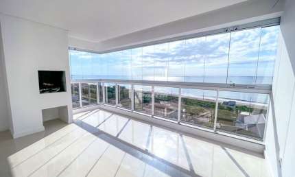 Apartamento com 3 quartos à venda no Itacolomi, Balneário Piçarras , 115 m2 por R$ 1.650.000