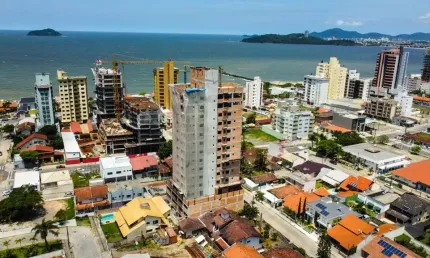 Cobertura com 3 quartos à venda no Centro, Balneário Piçarras , 112 m2 por R$ 1.770.984