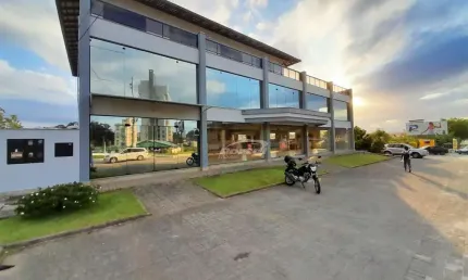 Ponto comercial com 1 sala para alugar em Santa Terezinha, Gaspar , 400 m2 por R$ 10.000