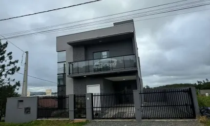 Casa em condomínio fechado com 3 quartos à venda no Itacolomi, Balneário Piçarras , 130 m2 por R$ 750.000