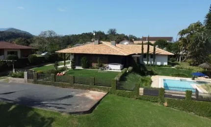 Casa com 3 quartos à venda no Itoupava Central, Blumenau , 318 m2 por R$ 2.700.000
