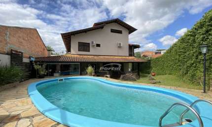 Casa com 3 quartos à venda no Badenfurt, Blumenau , 261 m2 por R$ 795.000