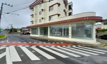 Sala comercial com 2 salas para alugar em Santa Terezinha, Gaspar , 200 m2 por R$ 7.500