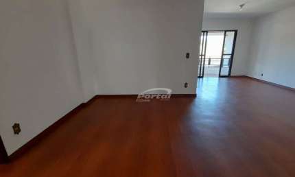 Apartamento com 3 quartos para alugar no Garcia, Blumenau , 156 m2 por R$ 3.000