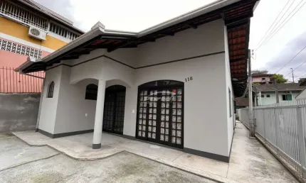 Casa com 3 quartos à venda no Centro, Blumenau , 120 m2 por R$ 599.000