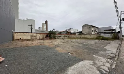 Terreno comercial para alugar no Centro, Balneário Piçarras , 504 m2 por R$ 5.000