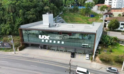 Ponto comercial para alugar no Garcia, Blumenau , 828 m2 por R$ 10.000