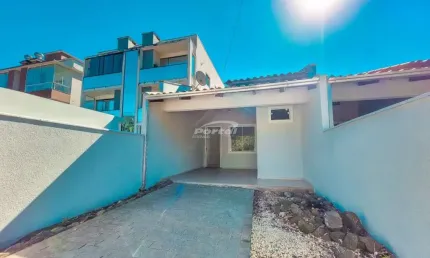 Casa com 2 quartos à venda no Itacolomi, Balneário Piçarras , 78 m2 por R$ 469.000
