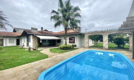 Casa comercial com 2 salas à venda no Itoupava Norte, Blumenau , 221 m2 por R$ 1.980.000