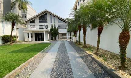 Casa com 4 quartos à venda no Velha, Blumenau , 235 m2 por R$ 950.000