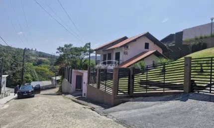 Casa com 3 quartos à venda no vorstadt, blumenau , 193 m2 por r$ 890.000