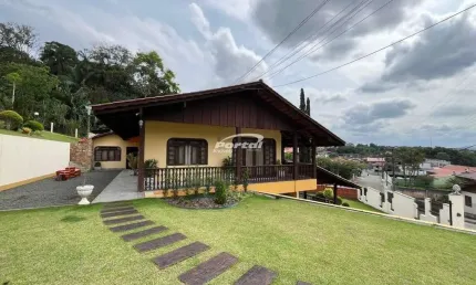 Casa com 4 quartos à venda no Tribess, Blumenau , 600 m2 por R$ 1.880.000