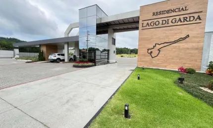 Terreno à venda no Velha, Blumenau  por R$ 1.609.392