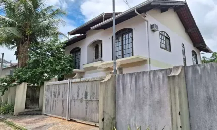 Casa com 3 quartos à venda no Velha, Blumenau , 246 m2 por R$ 990.000