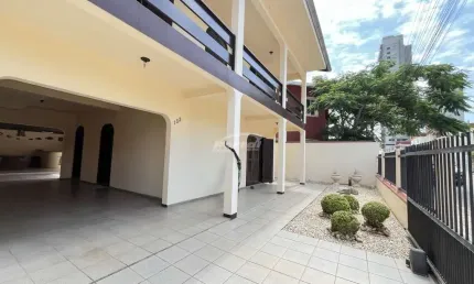 Casa com 4 quartos à venda no Centro, Balneário Piçarras , 224 m2 por R$ 1.700.000
