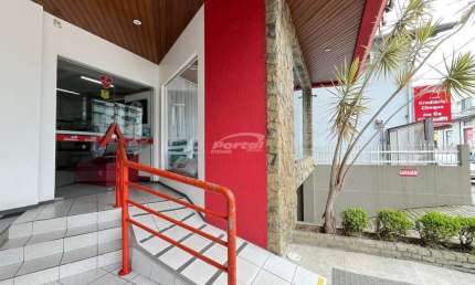 Sala comercial com 4 salas para alugar no Centro, Indaial , 700 m2 por R$ 26.000