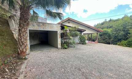Casa comercial com 7 salas para alugar no Bom Retiro, Blumenau , 250 m2 por R$ 6.000