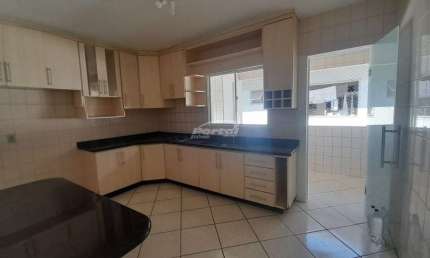 Apartamento com 3 quartos para alugar no Velha Central, Blumenau , 90 m2 por R$ 2.200