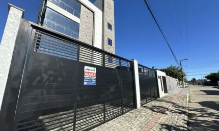 Apartamento com 3 quartos para alugar no Itacolomi, Balneário Piçarras , 90 m2 por R$ 3.500