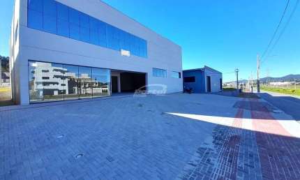 Barracão / Galpão / Depósito com 2 salas para alugar no Gaspar Mirim, Gaspar , 750 m2 por R$ 13.500