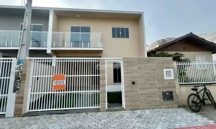 Casa com 3 quartos à venda no itacolomi, balneário piçarras , 85 m2 por r$ 530.000