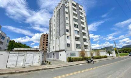 Apartamento com 3 quartos para alugar no Itoupava Central, Blumenau , 106 m2 por R$ 2.100