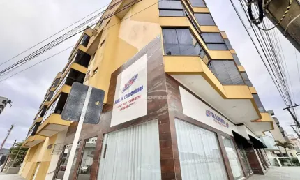 Apartamento com 3 quartos para alugar no Gravata, Navegantes , 164 m2 por R$ 4.700