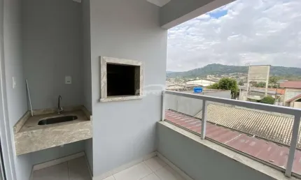Apartamento com 2 quartos para alugar em Água Verde, Blumenau , 80 m2 por R$ 1.800