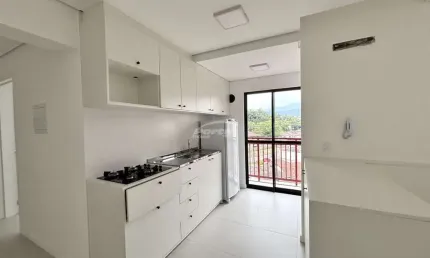 Apartamento com 2 quartos para alugar no Velha, Blumenau , 69 m2 por R$ 2.600