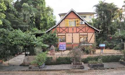 Casa com 4 quartos à venda no Velha, Blumenau , 240 m2 por R$ 750.000