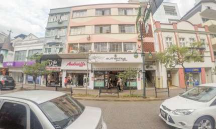 Apartamento com 1 quarto para alugar no Centro, Blumenau , 70 m2 por R$ 1.700