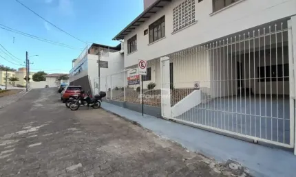 Casa com 5 quartos para alugar no Ponta Aguda, Blumenau , 323 m2 por R$ 4.600