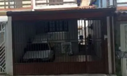 Casa à venda no bairro Parque São George - Cotia/SP