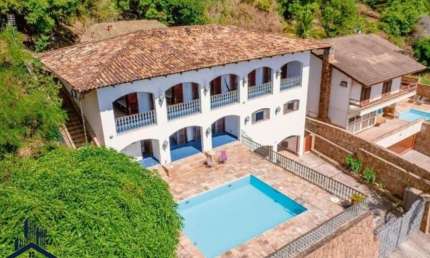 Casa à venda no bairro Praia do Arrastão - São Sebastião/SP