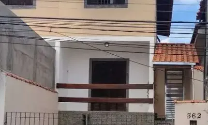 Casa à venda em Vargem Grande Paulista/SP no centro 96m²