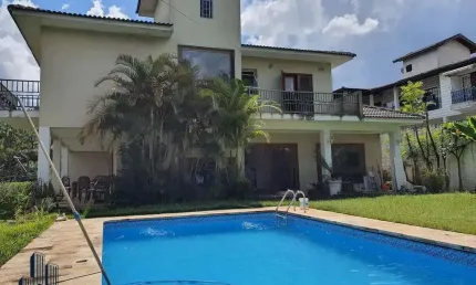 Jardim Passargada C - Casa Alto Padrão para locação em Cotia/SP no Jardim Passargada I, no condomínio Jardim Passargada C