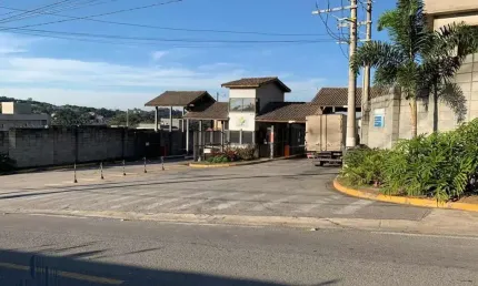 Condomínio Lago do Sol - Terreno à venda em Cotia/SP na Quinta dos Angicos no Condomínio Lago do Sol com 527m²