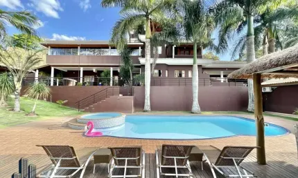 Condomínio Aldeia da Fazendinha - Casa Alto Padrão para locação na Fazendinha - 5 suites, ap. hóspedes, maravilhoso lazer!