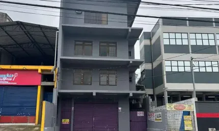 Sala Comercial para locação em Cotia/SP no centro com área útil 104m²