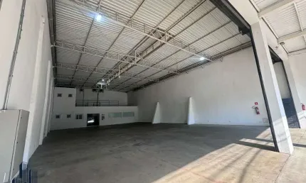 Pavilhão/Galpão Industrial ou comercial para Locação em Vargem Grande Paulista, no Tijuco Preto 527m²