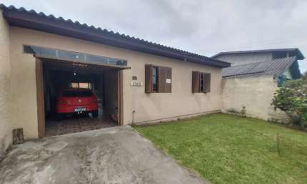 Casa com 2 quartos à venda na Avenida Lupicínio Rodrigues, 1705, Jardim Santa Rita, Guaíba por R$ 318.000