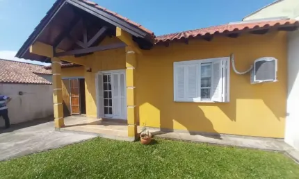 Casa com 2 quartos à venda na Rua Dezessete de Dezembro, 30, Jardim dos Lagos, Guaíba por R$ 530.000